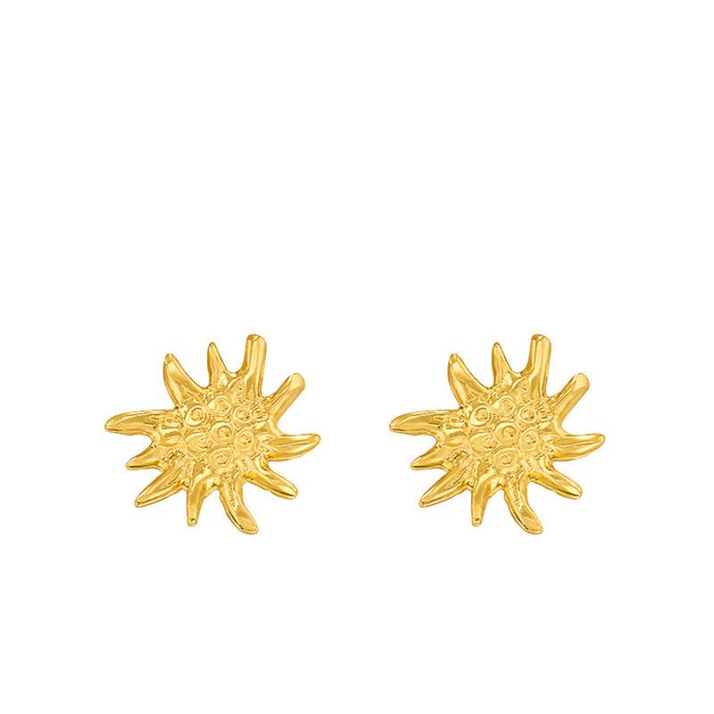 Edelweiss Stud Earrings in 375 or 750 Yellow Gold - Vandona