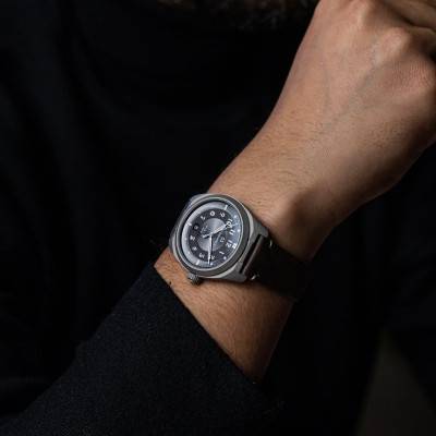 Montre Field 40 mm Basalt Grey 0660.1.6525 - Formex