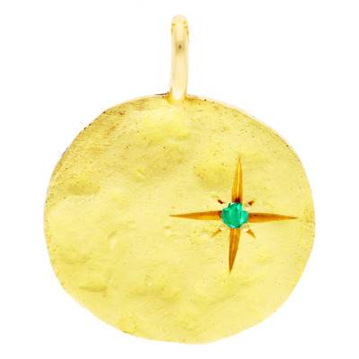 Médaille Martelée Etoile en Or Jaune 750 & Emeraude, Diamètre 18 mm - Ocarat