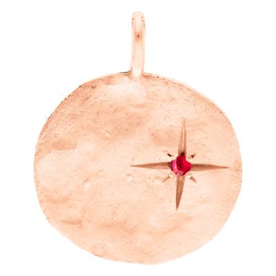 Médaille Martelée Etoile en Or Rose 750 & Rubis, Diamètre 18 mm - Ocarat
