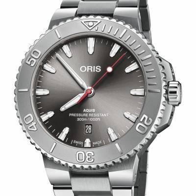 Montre Aquis Date Relief 43.50 mm 01 733 7789 4153-07 8 23 04PEB - Oris
