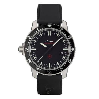Montre EZM 3F bracelet silicone boucle ardillon - Sinn