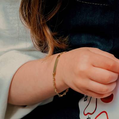 "Rectangular Coffee Bean Chain Baby ID Bracelet in 750/1000 Yellow Gold, Length 14 cm" - Bambins