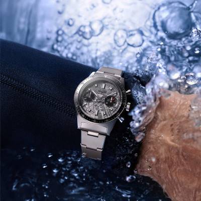 Limited Edition Meteorite Skindiver Chronograph Watch 590176T17 - Vulcain
