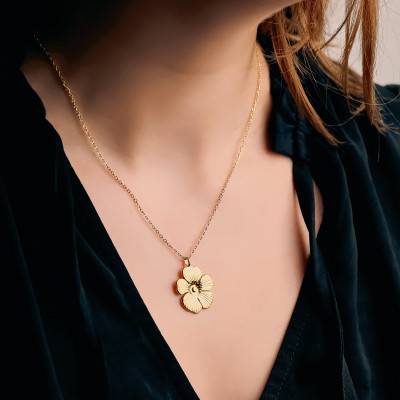 Collier Fleur Striée en Acier Doré, Longueur 45 cm - Emanessence