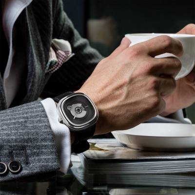 Watch PE1/01 - SevenFriday
