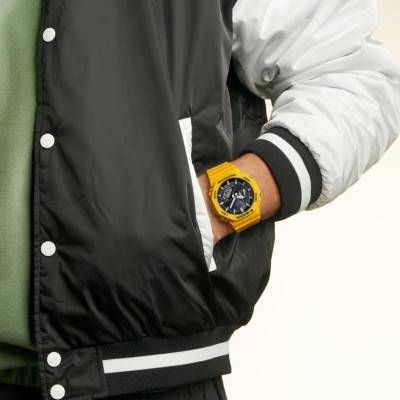 Montre G-Shock Solaire Connectée Jaune GA-B2100C-9AER - Casio G-Shock