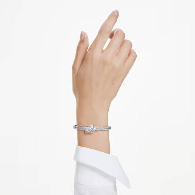 White Matrix Knot Rhodium-Plated Metal Bangle Bracelet, Length 16 cm - 5727120 - Swarovski