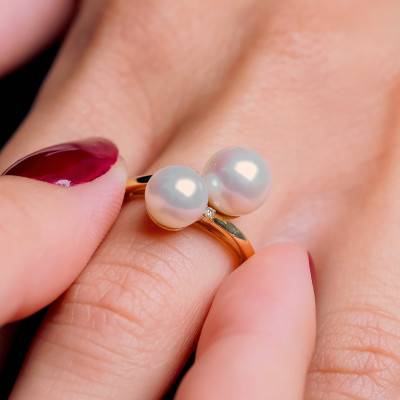 Bague en Or Jaune 750, Perles de Culture et Diamants - Emanessence