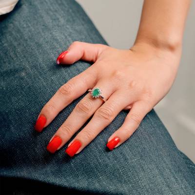 Bague Florale en Or Blanc 750, Emeraude & Diamants 0,24 ct - Aurora