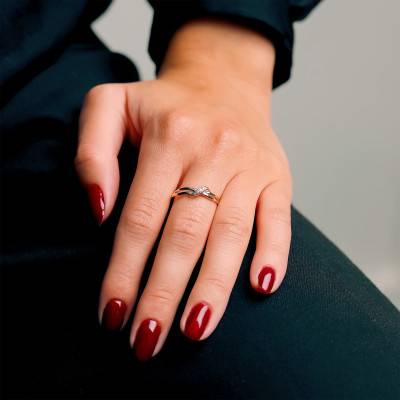 750/1000 Two-Gold Intertwined Diamond Ring - Alliantine