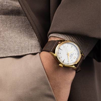 Watch Victory Watch - White Dove P-38-VD-MW-DBRSG - Praesidus