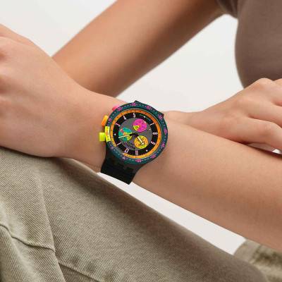 Neon Seppia wall clock SB02B104 - Swatch