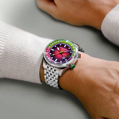 Bradner GMT Automatic SpongeBob SquarePants Bubbly Grins Limited Edition Watch - SP-5162-44 - Patrick Pink - Spinnaker