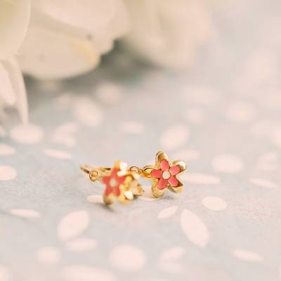 Boucles d'Oreilles Dormeuses Fleur rose en Or Jaune 750 - Bambins
