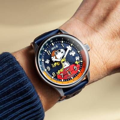 Montre Hawker Hurricane Kent Gmt Automatic Peanuts Snoopy Flying Ace limited edition - AV-4136-02 - Sketchbook blue - Avi-8