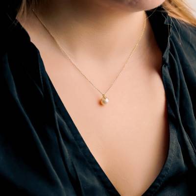 375 Yellow Gold & Cultured Pearl Floral Motif Necklace, Length 40 to 42.5 cm - Emanessence