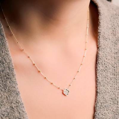 375 Yellow Gold Sparkling Clover Necklace, Adjustable Length 41 cm to 46 cm - Emanessence
