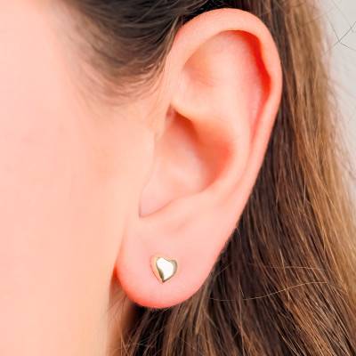 Polished Domed Heart 375/1000 Yellow Gold Stud Earrings - Emanessence