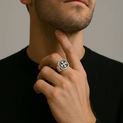 Gothic Cross Steel Signet Ring - Emanessence