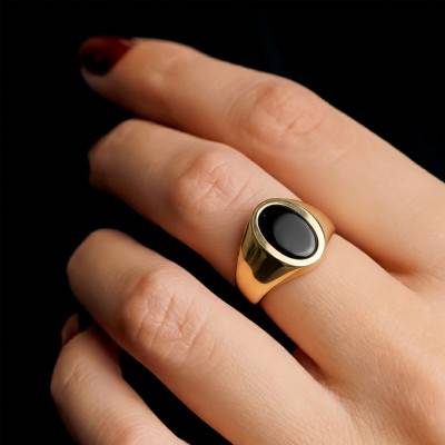 Yellow Gold-Plated Oval Signet Ring with Black Stone - Emanessence