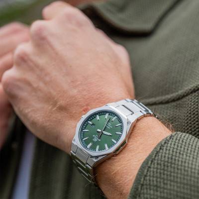 Edifice Slim EFR-S108D-3AVUEF Watch - Casio Edifice