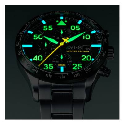 Montre Hawker Hurricane 90Th Anniversary Chronograph Limited Edition Tarmac Green AV-4130-33 - Avi-8