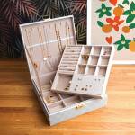 Offre Spéciale BF : Boite à Bijoux Damier Beige Grand Format, 27x27x9cm