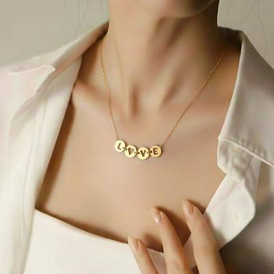 Collier Love en Plaqué Or, Longueur 42 cm - Emanessence