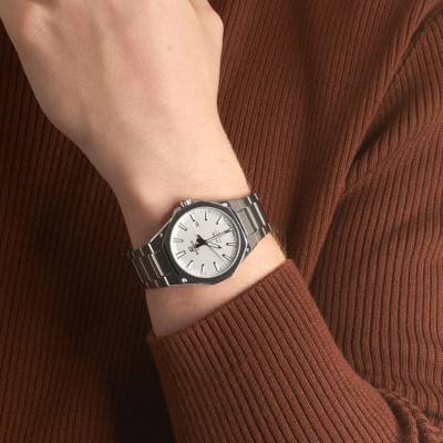 Montre classique slim EFR-S108D-7AVUEF - Casio Edifice