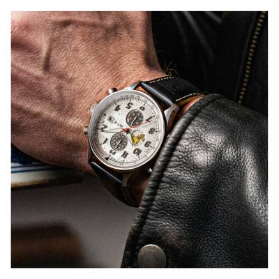 Hawker Hurricane Classic Chronograph Peanuts Snoopy Flying Ace Limited Edition Woodstock White Watch AV-4135-01 - Avi-8