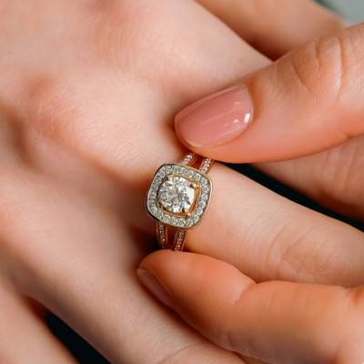 Bague en Or Jaune 750 & Diamants 0,90 ct - Taille 54 - Divine