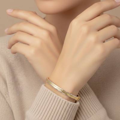 375 Two-Tone Gold Diamond-Cut Bangle Bracelet - Emanessence