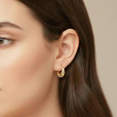 Two-Tone Twisted Hoop Earrings in 375/1000 Yellow Gold-Plated Silver, 17x19mm - Emanessence