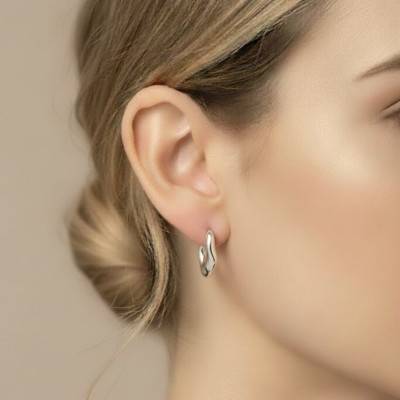 Wavy Oval Hoop Earrings in 925 Silver - Emanessence