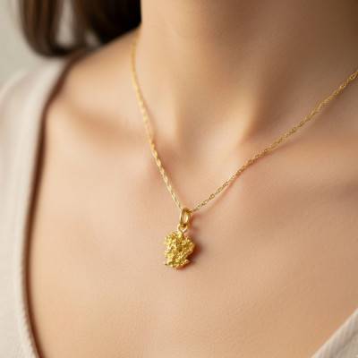 Yellow Gold 375 or 750 Nugget Pendant, 15 x 11 mm - Emanessence