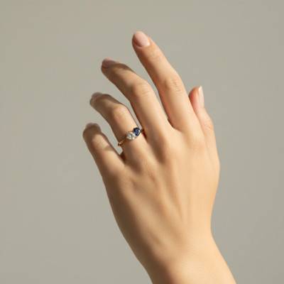 Bague 2 Poires Oxyde de Zirconium & Saphir en Or jaune 375 - Aurora