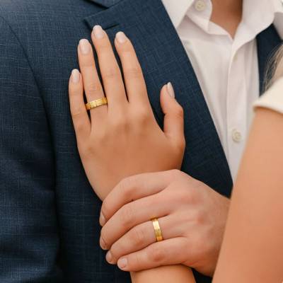 Alliance Ruban Mate Brossée en Or Jaune 375, Largeur 4 ou 5mm - Amore