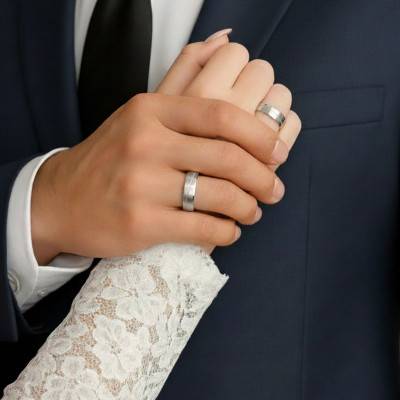 Alliance Ruban Brossée en Or Blanc, Largeur 4 ou 5mm - Amore