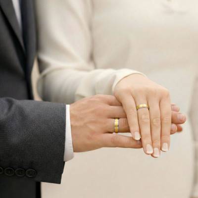 Alliance Ruban en 2 Ors Jaune et Blanc 375, Largeur 3 à 5 mm - Amore