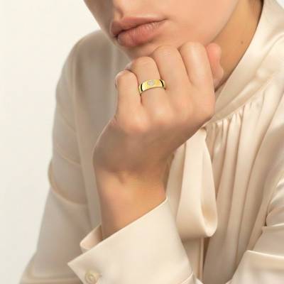 Alliance Demi-Bombée Polie en Or Jaune 375 & Diamants 0,05 ct, Largeur 5mm - Amore