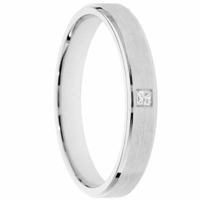 Alliance Ruban Brossée en Or Blanc 375 & Diamant 0,03 ct, Largeur 3 à 5 mm - Amore