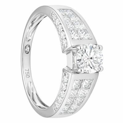 750/1000 White Gold & Diamond 0.45 ct HSI Half Eternity Solitaire Ring - Divine