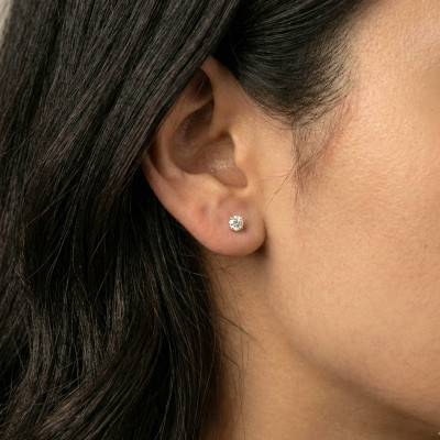 1 Boucle d'Oreille Puce en Or Blanc 750 & Diamant Qualité GSI2 - Diamond Lady