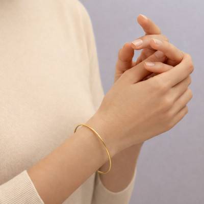 750 Yellow Gold Solid Round Wire Bangle Bracelet, Diameter 63 mm, Width from 1 mm to 3.60 mm - Emanessence