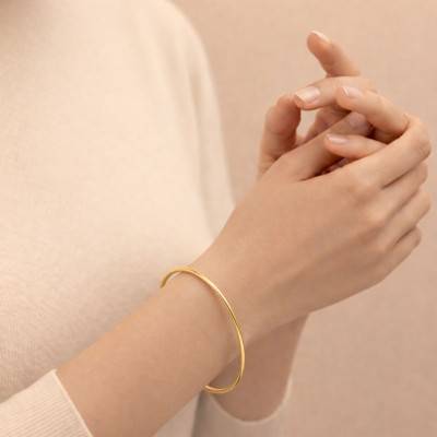 Bracelet Jonc Massif en Fil Rond en Or Jaune 750, Diamètre 65 mm, Largeur de 1 mm à 3,60 mm - Emanessence