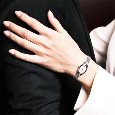 Montre Ovalia 074M621 - Pierre Lannier