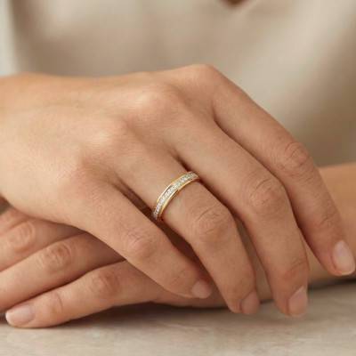 Two-Tone 375 or 750 Gold & Pyrite Concave Wedding Ring, 3 mm Width - Fair'Belle
