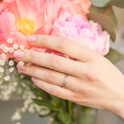 Alliance Ruban Standard Amour Diamantée en 2 Ors 375 ou 750, Largeur 2,5 mm - Fair'Belle