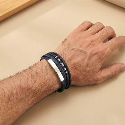 Bracelet en Cuir de Bovin Noir et Bleu & Motif en Acier, Longueur 20,50 cm - Emanessence